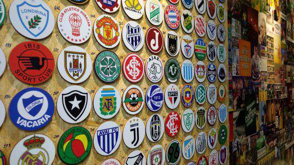 Decoração é o que mais chama a atenção no bar. Foto: Kelly Pelisser